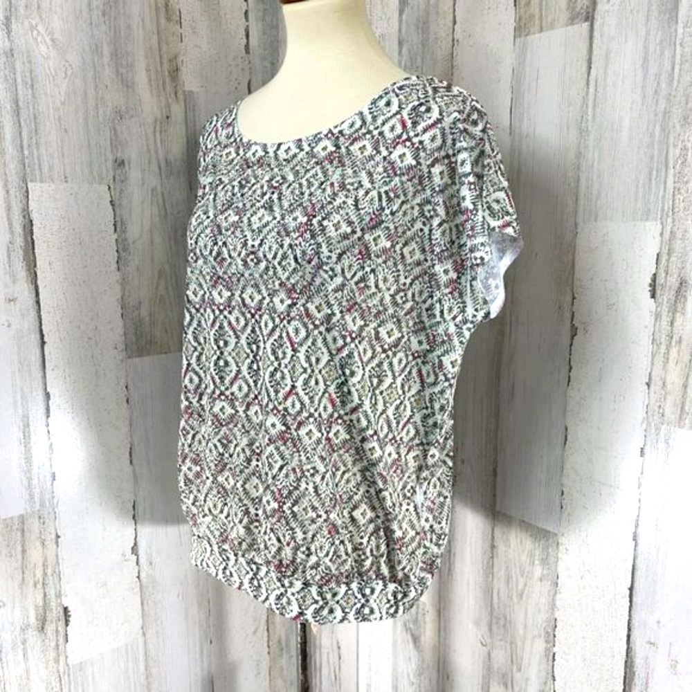 Chico’s Women's Green Print Rhinestone Scoop Neck Shirt Top Blouse Short‎ Sleeve